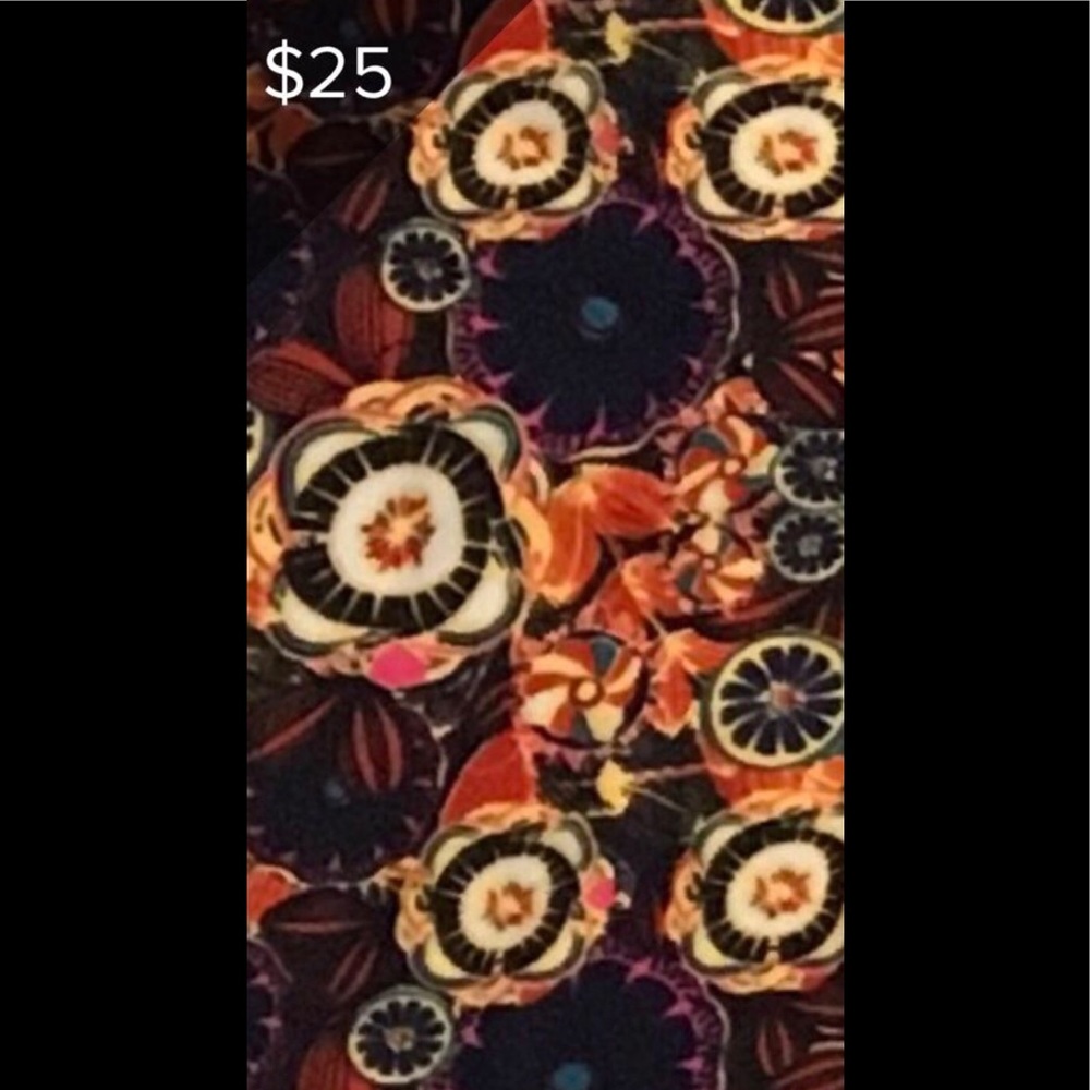 NWT os LULAROE LEGGINGS